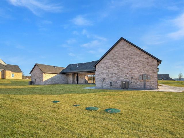 9401 Millstone Court, Arcadia, OK 73007