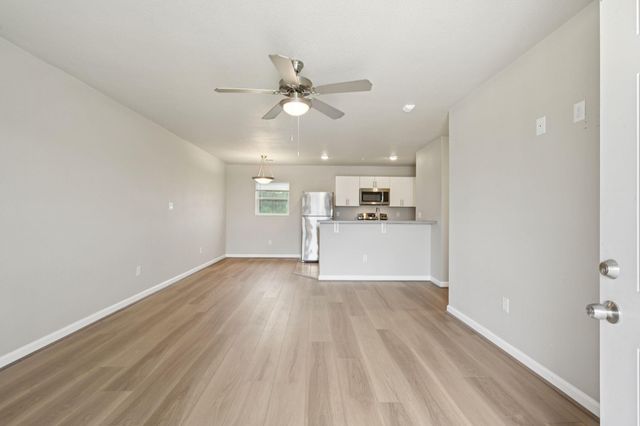 254 Plez Morgan Drive F, Montgomery, TX 77356