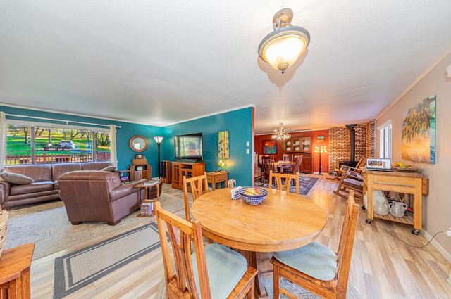 40733 Big Oak Flat Road N, Oakhurst, CA 93644