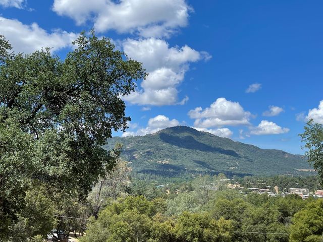 40733 Big Oak Flat Road N, Oakhurst, CA 93644