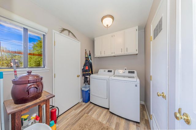 40733 Big Oak Flat Road N, Oakhurst, CA 93644