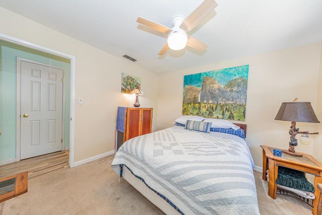 40733 Big Oak Flat Road N, Oakhurst, CA 93644