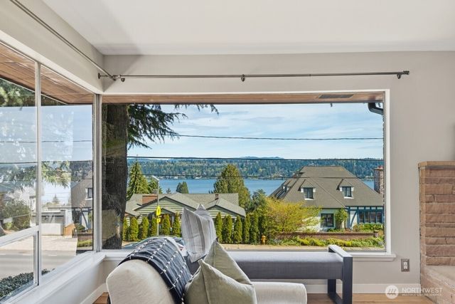 6303 Wilson Avenue S, Seattle, WA 98118