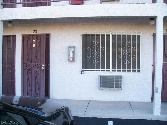 797 East Harmon Avenue 20, Las Vegas, NV 89119