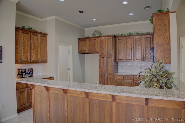 11906 E 99th Street North, Owasso, OK 74055