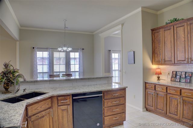 11906 E 99th Street North, Owasso, OK 74055