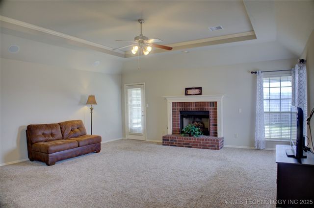 11906 E 99th Street North, Owasso, OK 74055