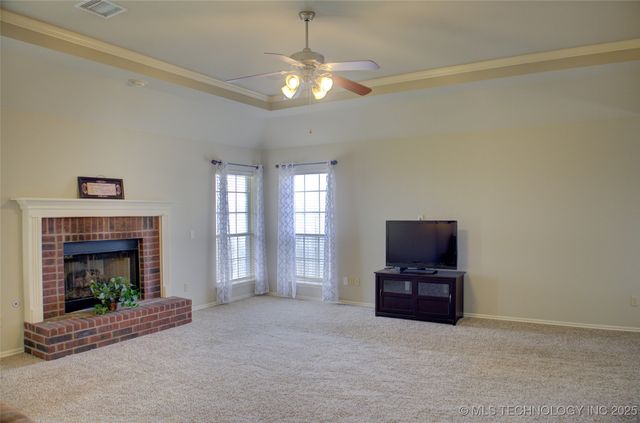 11906 E 99th Street North, Owasso, OK 74055