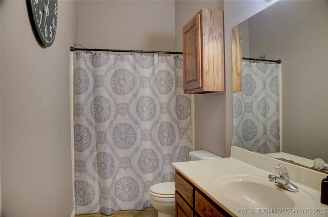 11906 E 99th Street North, Owasso, OK 74055