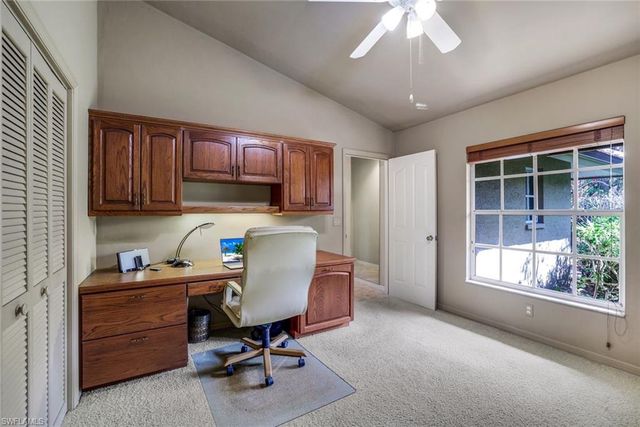 811 PITCH APPLE LN, Naples, FL 34108