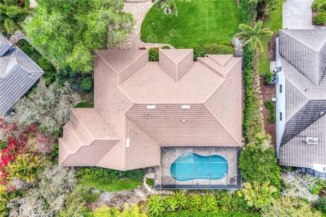 811 PITCH APPLE LN, Naples, FL 34108