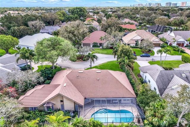 811 PITCH APPLE LN, Naples, FL 34108