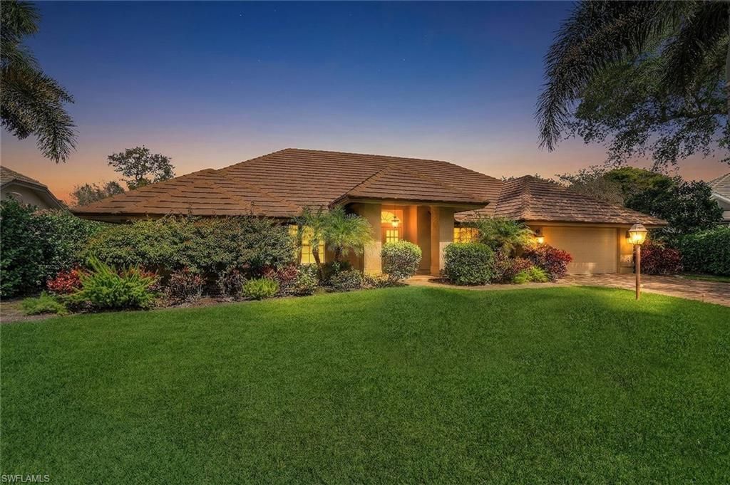 811 PITCH APPLE LN, Naples, FL 34108