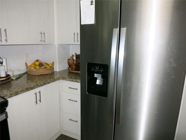 15060 SW 103rd Ter 6203, Miami, FL 33196