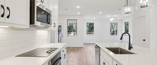 2613 Lost Maples Lane, Dallas, TX 75228