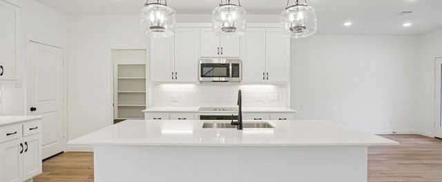 2613 Lost Maples Lane, Dallas, TX 75228