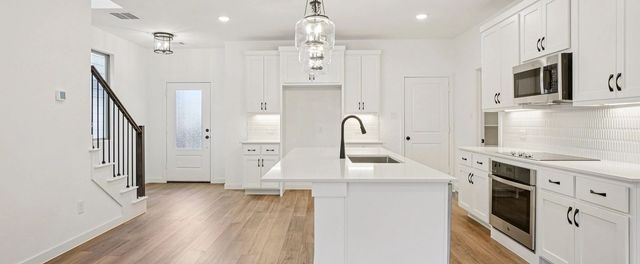 2613 Lost Maples Lane, Dallas, TX 75228