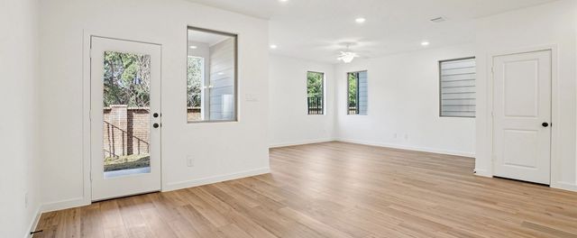 2613 Lost Maples Lane, Dallas, TX 75228