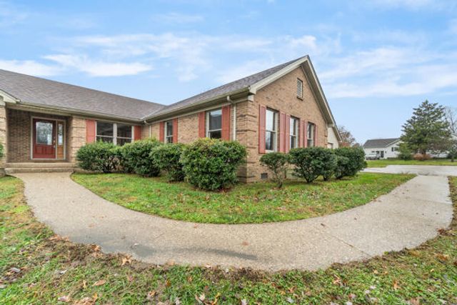 1192 McCormick Lane, Lawrenceburg, KY 40342