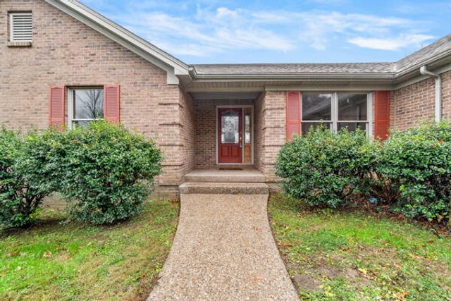 1192 McCormick Lane, Lawrenceburg, KY 40342