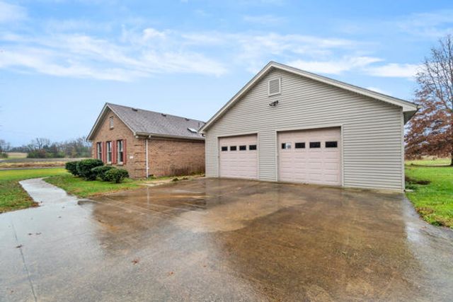 1192 McCormick Lane, Lawrenceburg, KY 40342