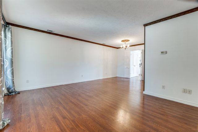 8229 Lullwater Drive, Dallas, TX 75218