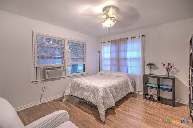 801 N Main ST, Copperas Cove, TX 76522