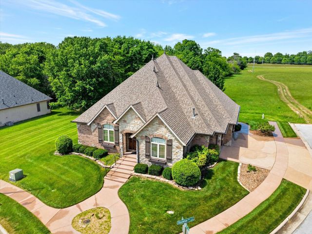 1369 E Anthony Street E, Springfield, MO 65804