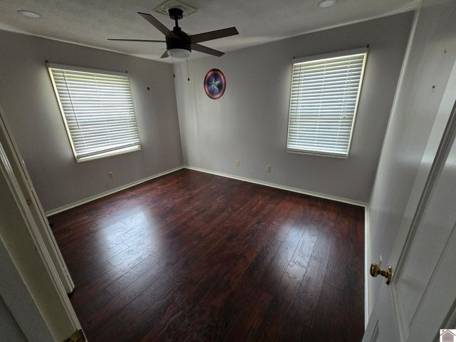 1308 DOGWOOD DR, Mayfield, KY 42066