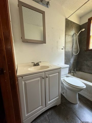 1974 Rhodes Ave, Baton Rouge, LA 70802