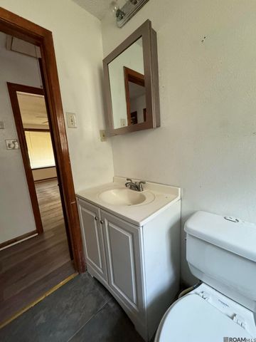 1974 Rhodes Ave, Baton Rouge, LA 70802