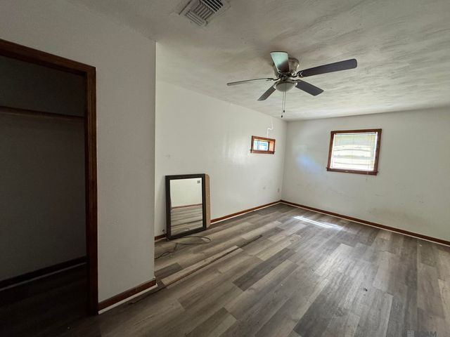 1974 Rhodes Ave, Baton Rouge, LA 70802