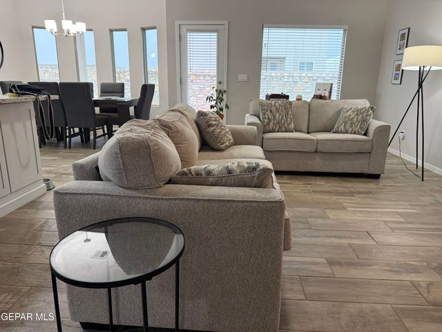 13841 Paseo Central Avenue, Horizon City, TX 79928