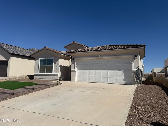 13841 Paseo Central Avenue, Horizon City, TX 79928