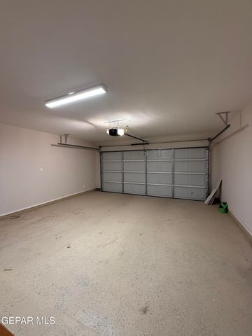 13841 Paseo Central Avenue, Horizon City, TX 79928