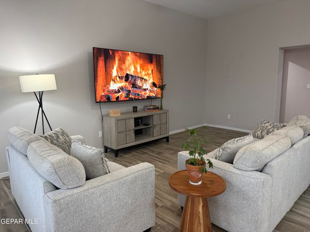13841 Paseo Central Avenue, Horizon City, TX 79928