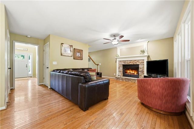 271 Orchard Drive, Canton, GA 30115