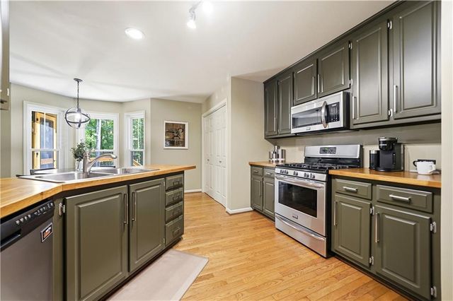 271 Orchard Drive, Canton, GA 30115