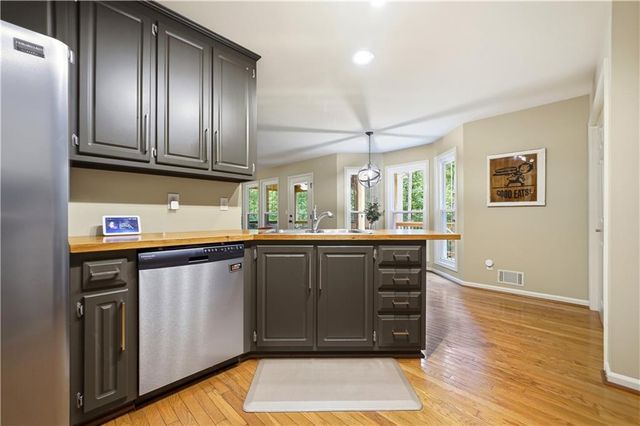 271 Orchard Drive, Canton, GA 30115