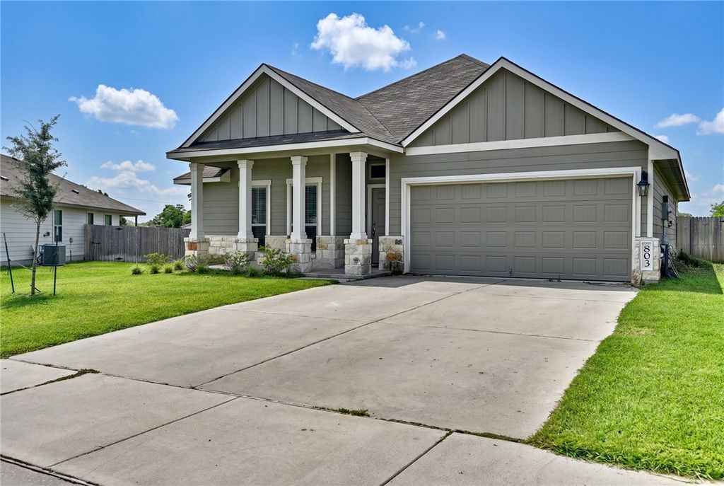 803 Davy Street, Brenham, TX 77833 — photo 5