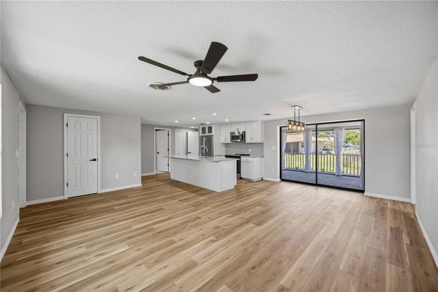 386 CABANA ROAD, Venice, FL 34293