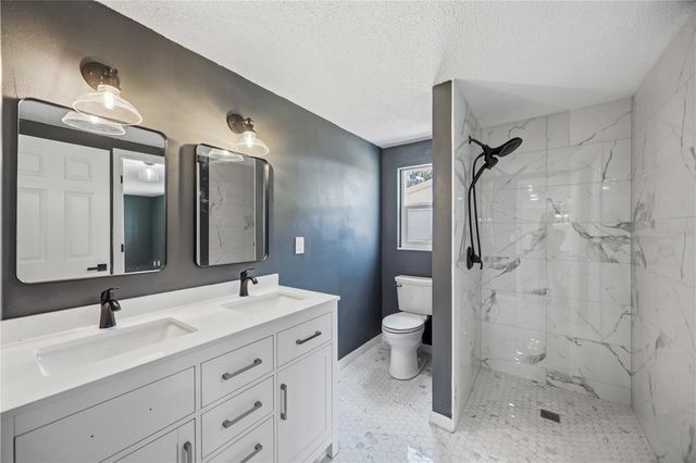 386 CABANA ROAD, Venice, FL 34293