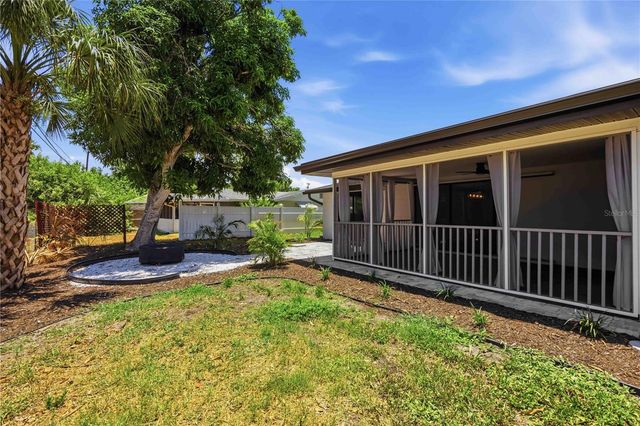 386 CABANA ROAD, Venice, FL 34293