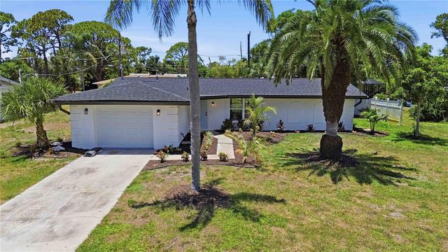 386 CABANA ROAD, Venice, FL 34293