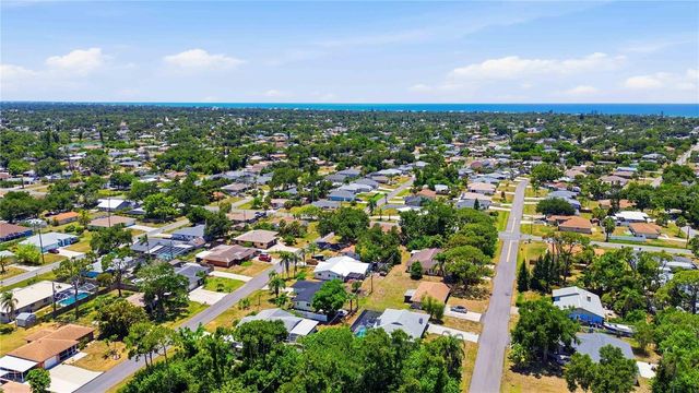 386 CABANA ROAD, Venice, FL 34293