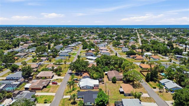 386 CABANA ROAD, Venice, FL 34293