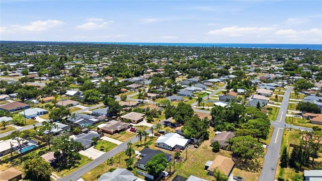 386 CABANA ROAD, Venice, FL 34293