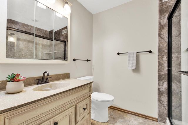 592 Ashbury DRIVE, Fond Du Lac, WI 54935