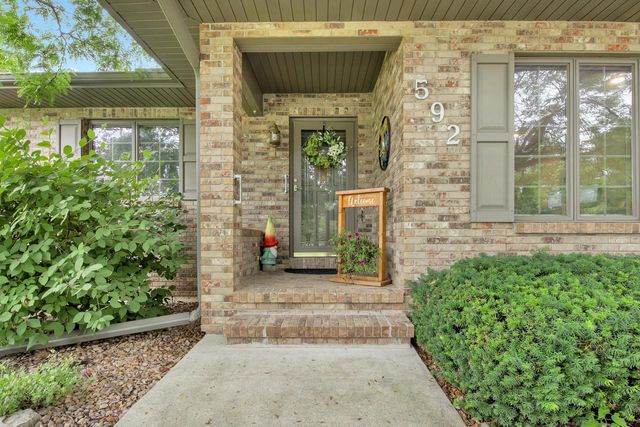 592 Ashbury DRIVE, Fond Du Lac, WI 54935