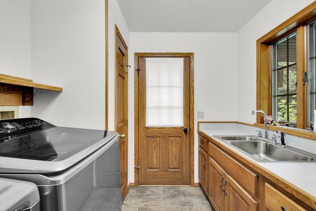 592 Ashbury DRIVE, Fond Du Lac, WI 54935